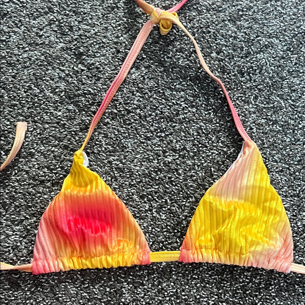 Velvet ribbed triangle swim top